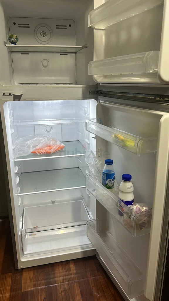 Super General Refrigerator - good condition63201170813825113