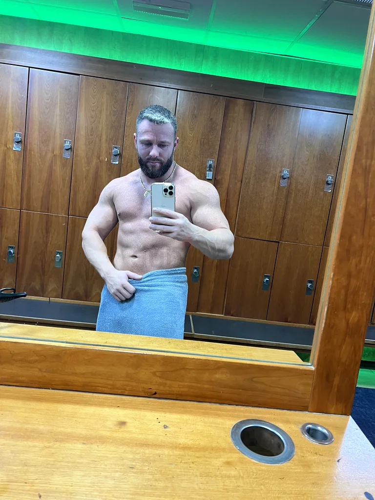Get Fit with Alex – Certified Trainer for Men  Women63216844160385113