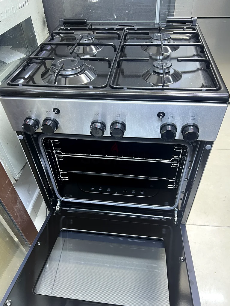 Bosch 60 by 60Cm Gas cooker silver / black stainless Steel DELIVERY + WARRANTY63197145092482113