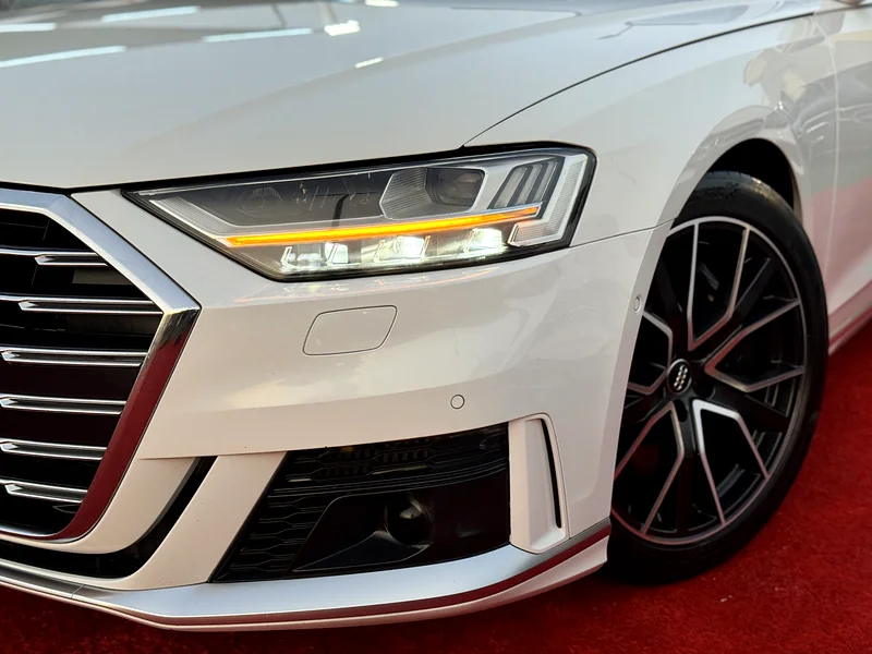 Audi A8 TFSI Quattro in agency condition with an excellent offer price.63225313885953113