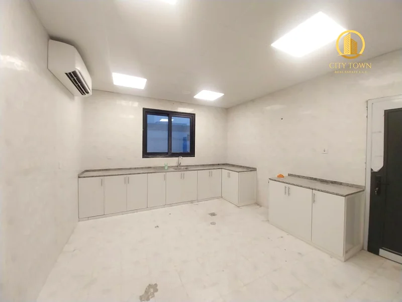 Spacious 5-bedroom double-story brand new villa with covered parking! Al Ramtha area63405133312259113