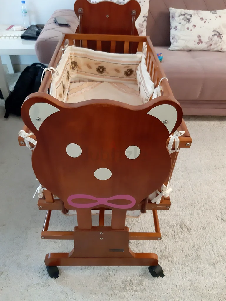 BABY CRIB with SWING63205892808322113