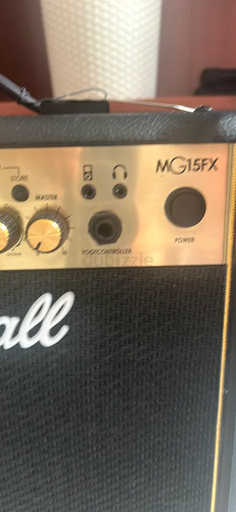 Marshall MG15FX guitar amplifier63203190364289112