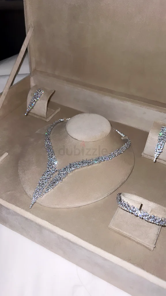 طقم مجوهرات فضية مذهل - قلادة، أقراط، خاتم63203188190978112
