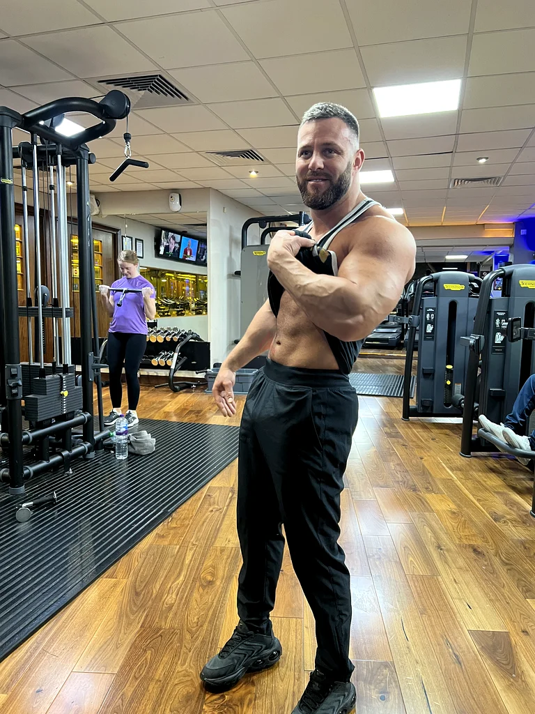 Get Fit with Alex – Certified Trainer for Men  Women63216844160385111