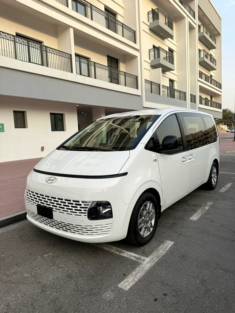 Hyundai Staria Premium 2022 Gcc Specs 8 Seater634068979783691124