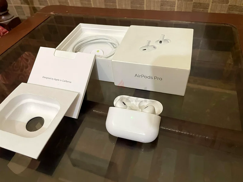 أبل إيربودز برو الجيل الثاني نوع-C63214905432066111