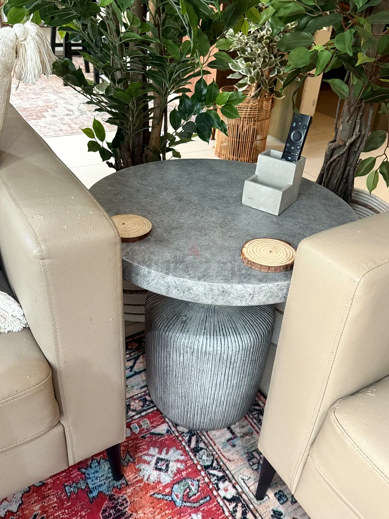 Round Coffee rock marble Table - Perfect for Your Living Space!632178254222101128