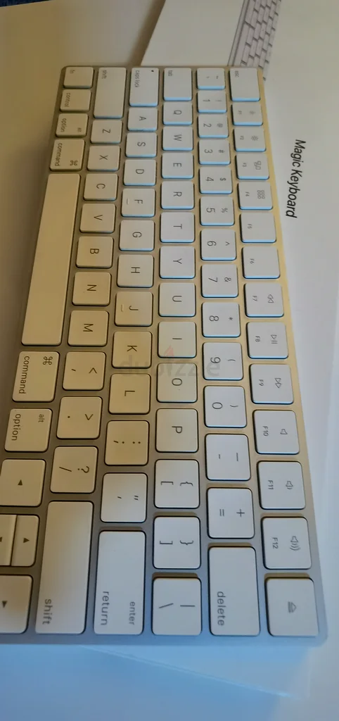 Apple Magic Wireless English Keyboard63198628331649111