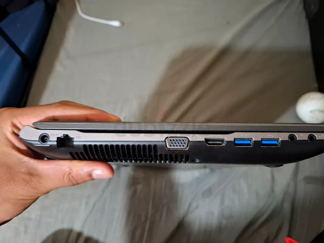 Samsumg Laptop63196149301123116