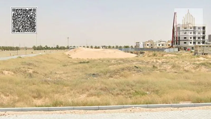 Commercial plot second row of main street | G+563200124239747113