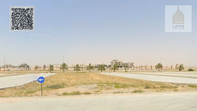 Commercial plot second row of main street | G+563200124239747111
