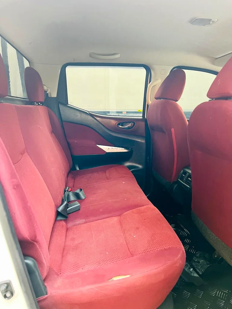 Nissan Navara // Automatic gear // Gcc space // 4 WD drive // power window // Good conditions63399958855041113