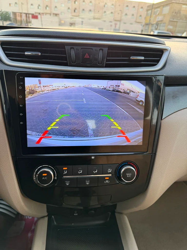 Nissan x trail mode 2015 Gcc mid options 4X4 7sentar Full history nissan63399963876481113