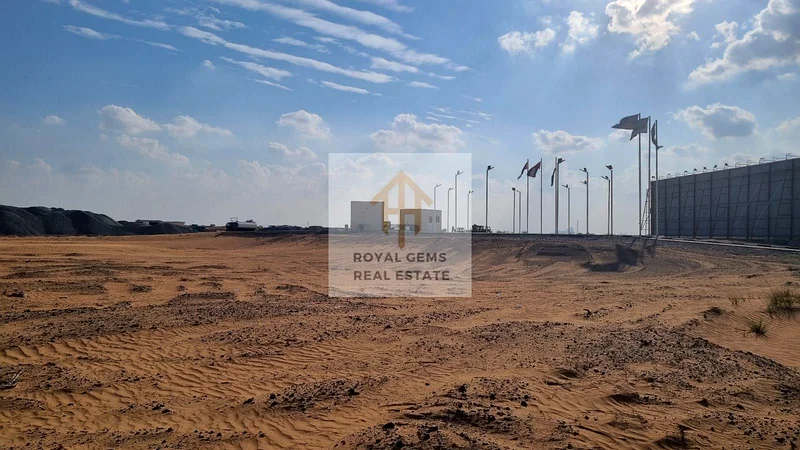 Residential land is a distinctive site that has free price, including fees63185196493571112