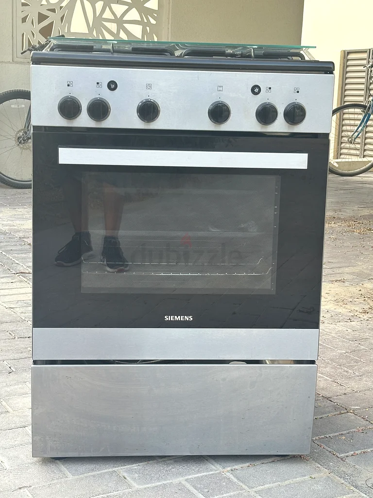 Siemens 60cm full gas cooker Looks Like brand new63197646724611111