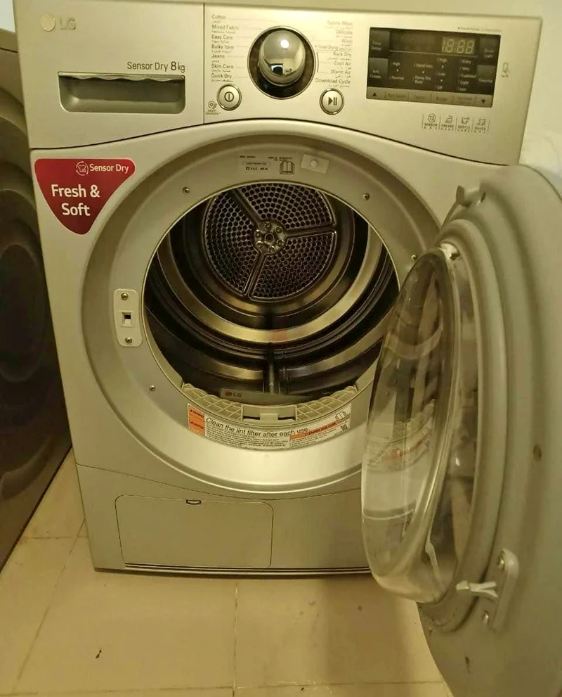 LG 8KG Sensor Dryer63200653571970111