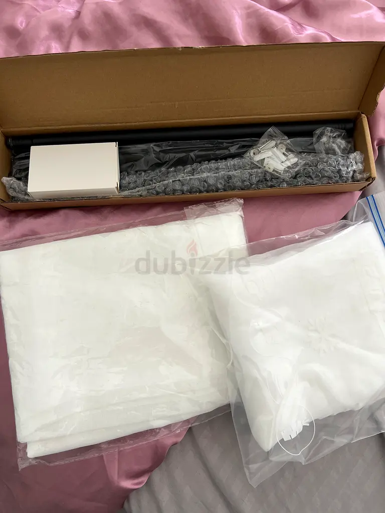 Curtains and Rod pack