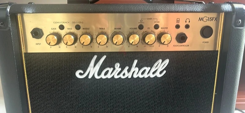 Marshall MG15FX guitar amplifier63203190364289111