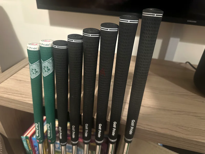 Pinseeker Men’s Beginner Golf Clubs - Complete Set for Beginners63199136606083113