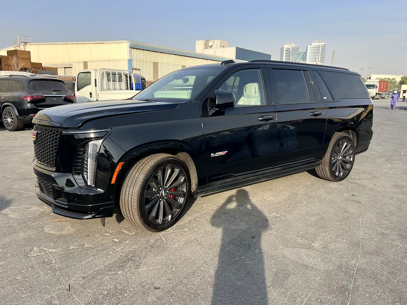 2025 Cadillac Escalade V63398490798083111