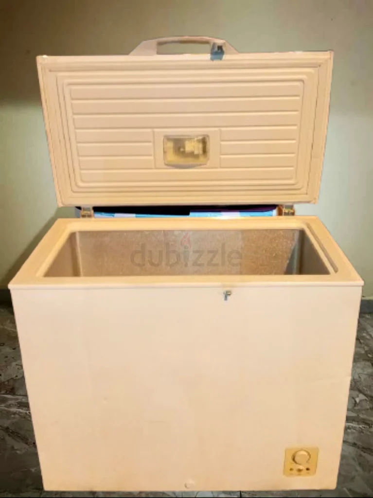 Spacious and Reliable Chest Freezer for Sale!63201170836099111