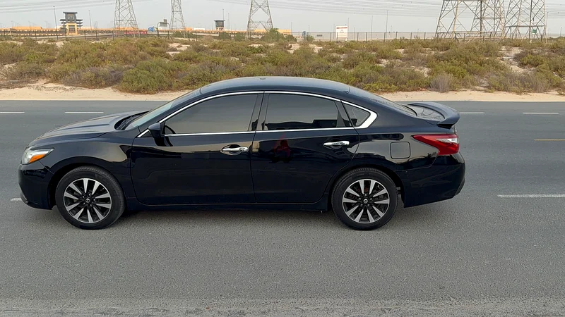 Nissan Altima GCC SV 2.5 model 2018, accident-free family car for sale63399970865795111