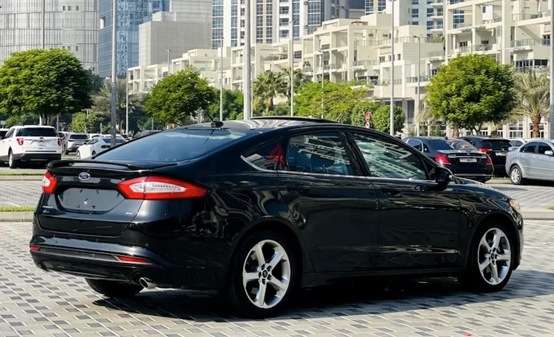 Ford Fusion 201563227780587395114