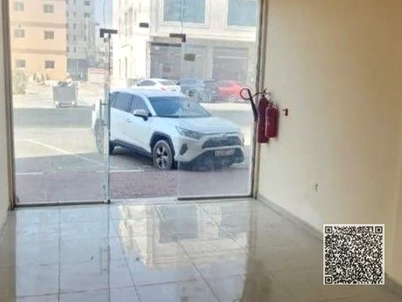 Prime commercial shop for annual rent in Al Jurf 363221328008706112