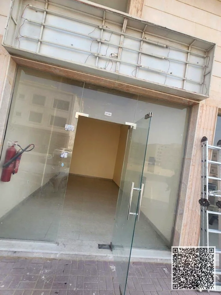 Prime commercial shop for annual rent in Al Jurf 363221328008706114