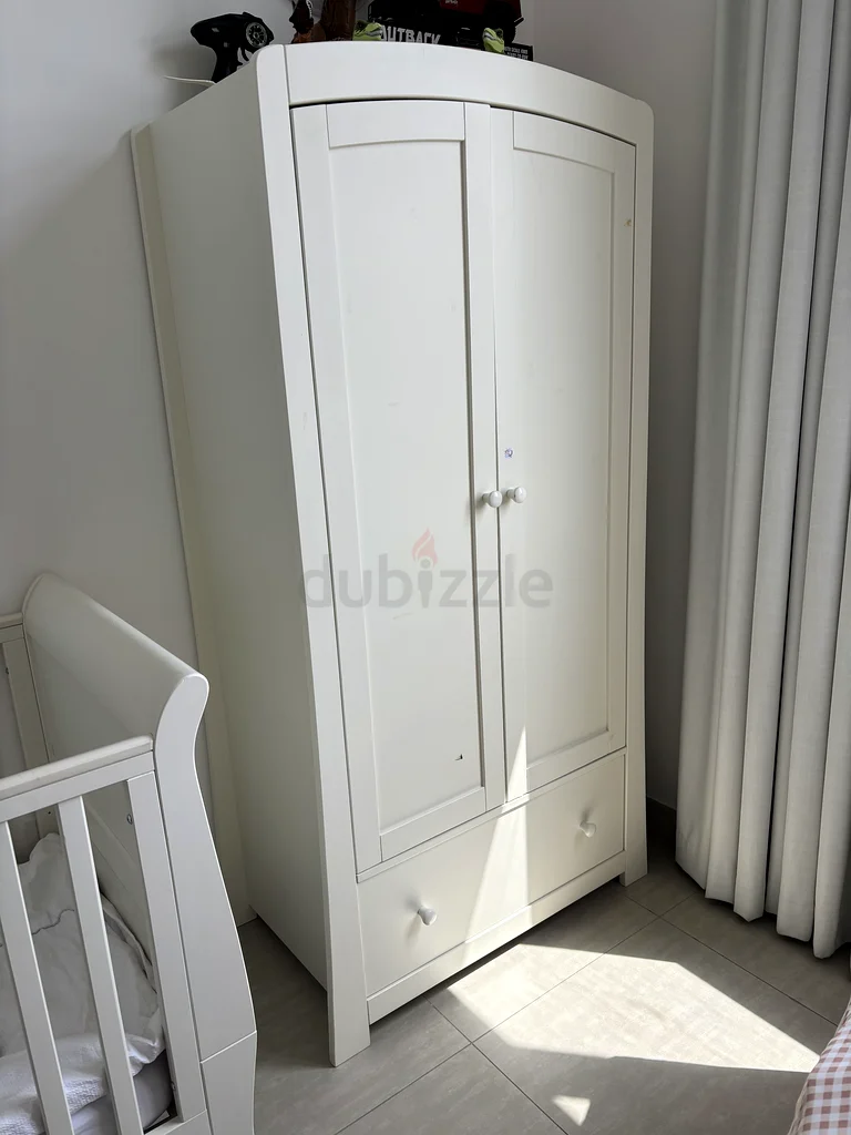 Mamas and papas cotbed and wardrobe63206395458433111