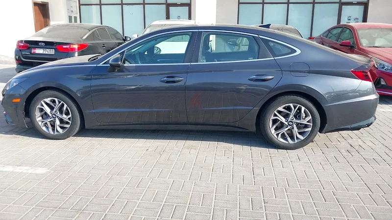 هيونداي سوناتا بجميع الخيارات مع سقف بانورامي63406912767235112