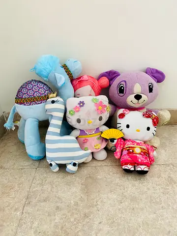 Hello Kitty and ELC My Pal Violet Toy Bundle