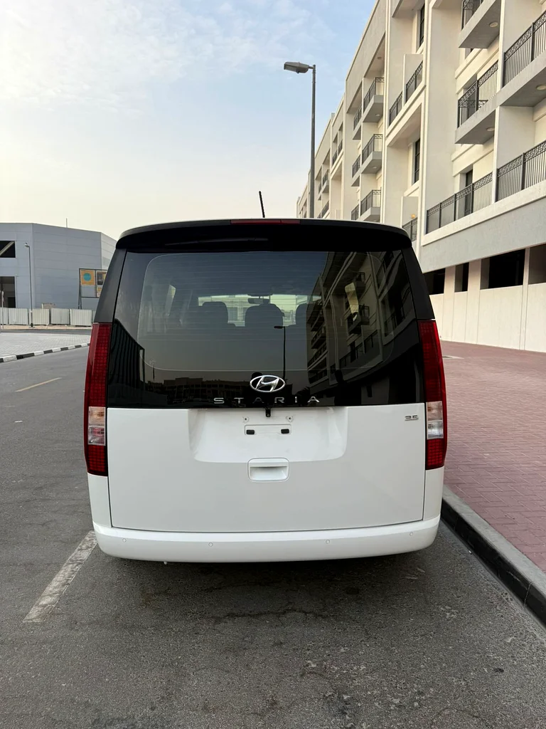 Hyundai Staria Premium 2022 Gcc Specs 8 Seater63406897978369113