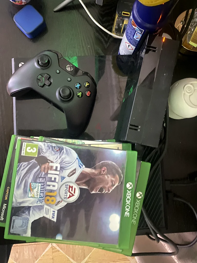 Xbox One URGENT sale negotiable, Call me at +97156663668263205366304897111