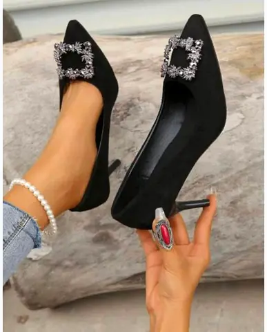 Black high heels Size 39