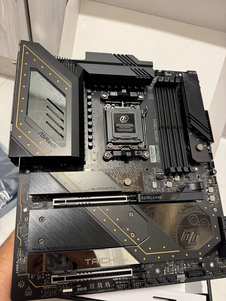 Asrock Taichi X870E Motherboard63195635004803112