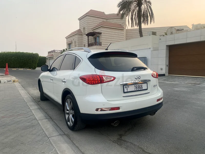 Infinity QX50 GCC Perfect Condition63398579579266111