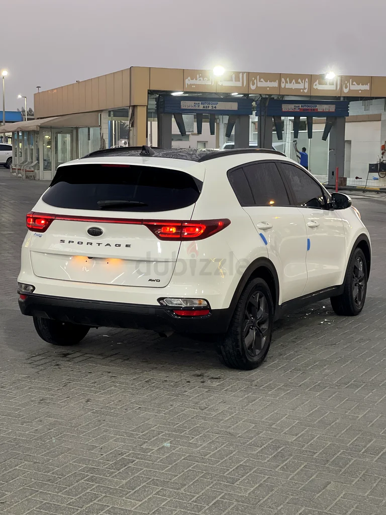 Kia Sportage full options panorama 202263398632070403111