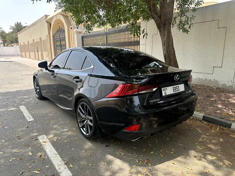 لكزس أي إس 300 إف سبورت 2020، مالك واحد632267444939531124