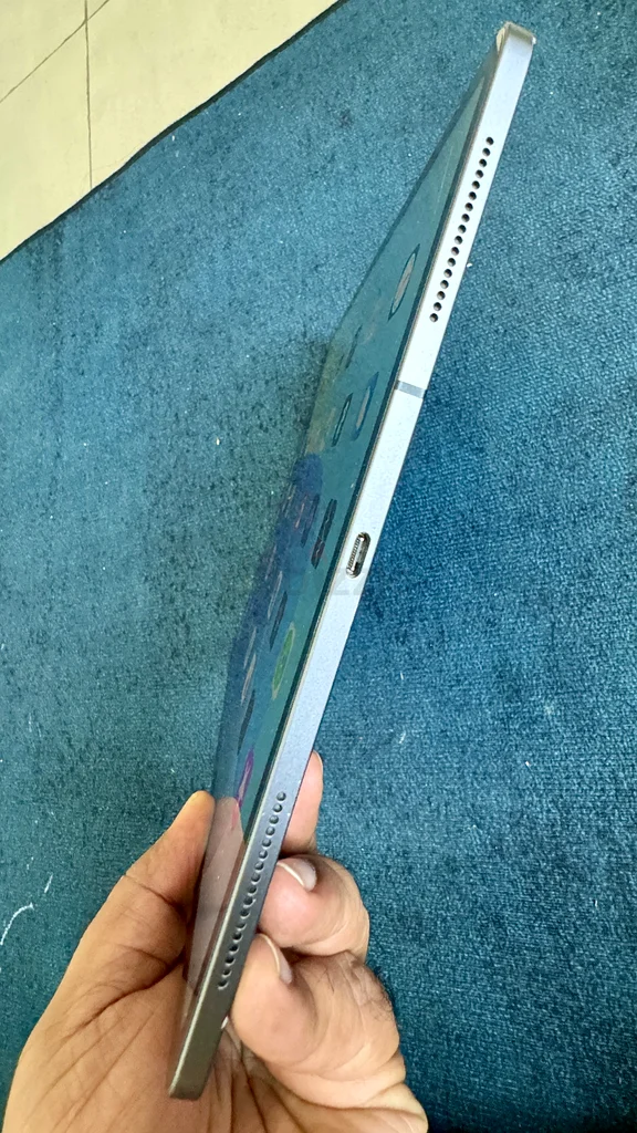 Apple iPad Pro 12.9 - 3Generation 1 TB storage63215383084417112