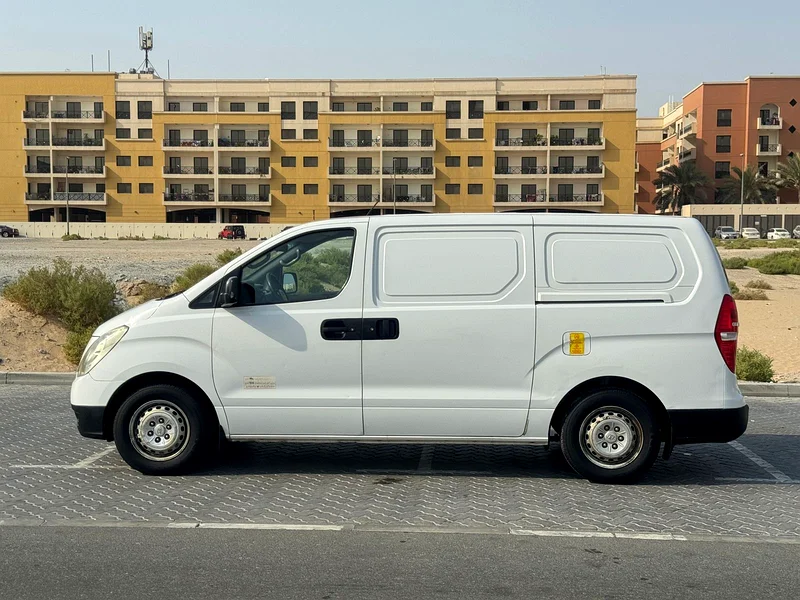 H1 Full Van (2013 Model  GCC)63406899577346113