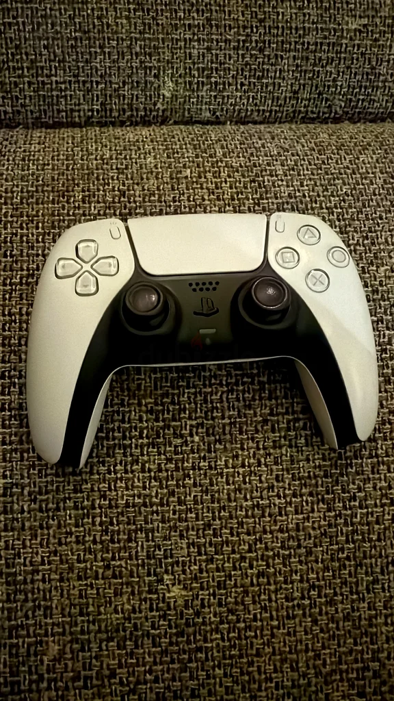 ¡Potencia tu experiencia de juego con el paquete de controlador DualSense y auriculares!63206883893122110