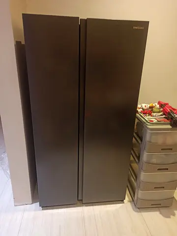 Samsung letest model gray colour side by side fridge freezer like new condition