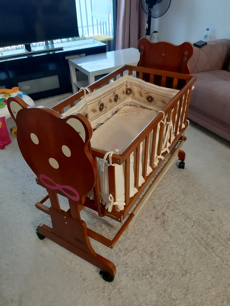 BABY CRIB with SWING63205892808322111