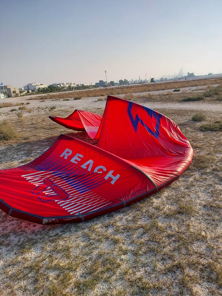 kite 17m Reach North New with bar 3.90063197652617601111
