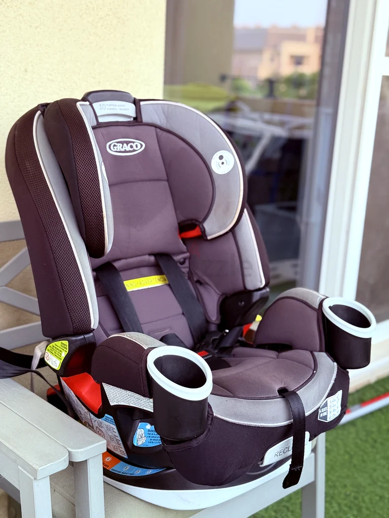 Graco slim fit 3 in 1 car seat . Great deal63204288513154114