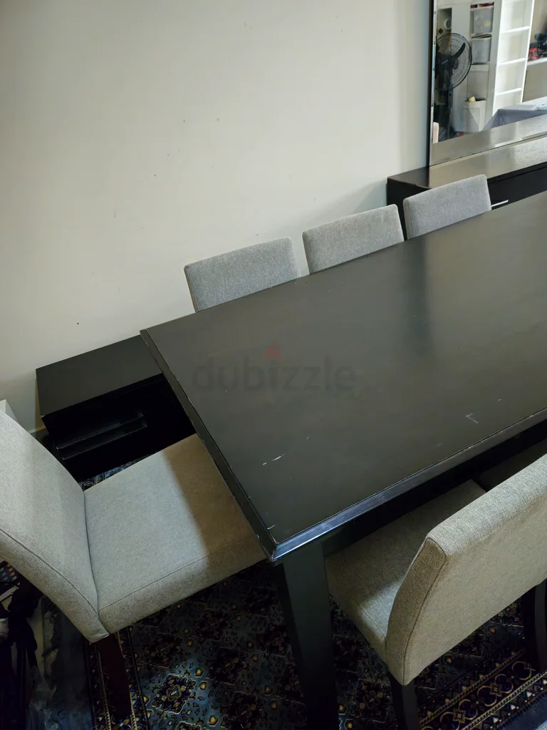 8 كراسي مع طاولة طعام خشبية63179862473858111