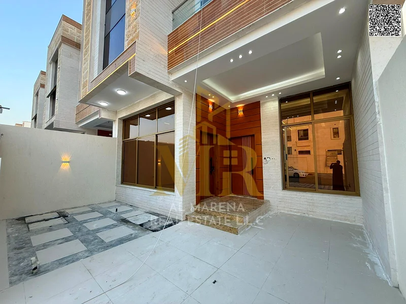 🏡 للبيع: فيلا بتصميم عملي وموقع متميز في الهيليو 2، عجمان | 5 غرف نوم + صالة | السعر 1,300,000 درهم شامل التسجيل ورسوم الملكية63905079782146114