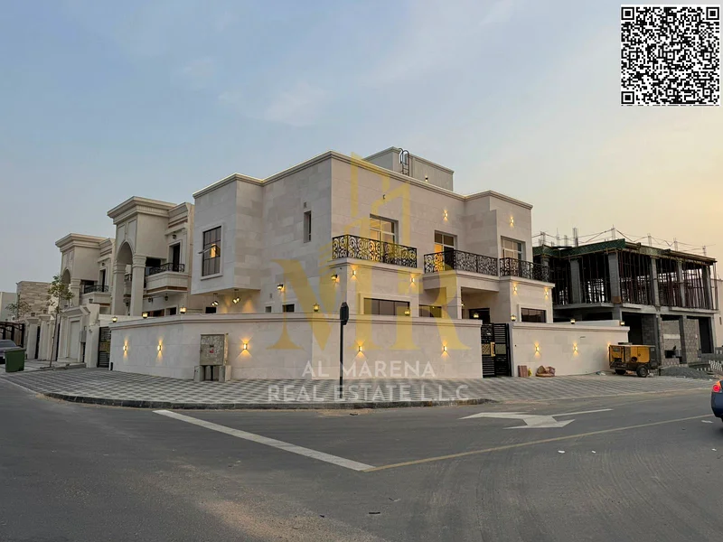🏡 الفيلا 2 | فيلا ركنية على شارعين قرب المسجد مع مسبح خاص | 5 غرف ماستر + غرفة خادمة + مجلس وغرفتي جلوس + سطح63905218063490110